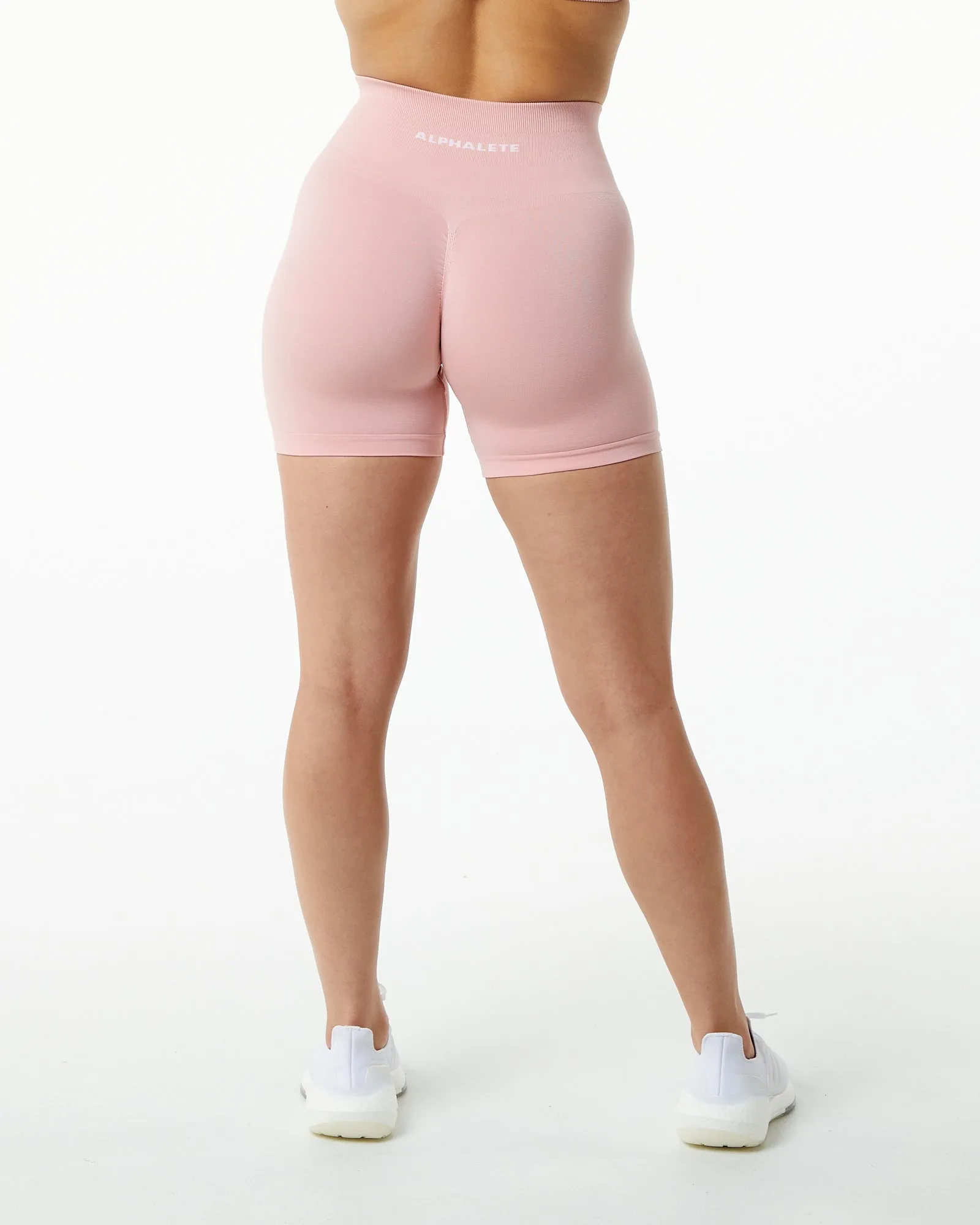 Amplify Short 4.5" - Blossom
