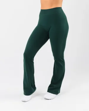 Everyday Core Flared Pant - Blade