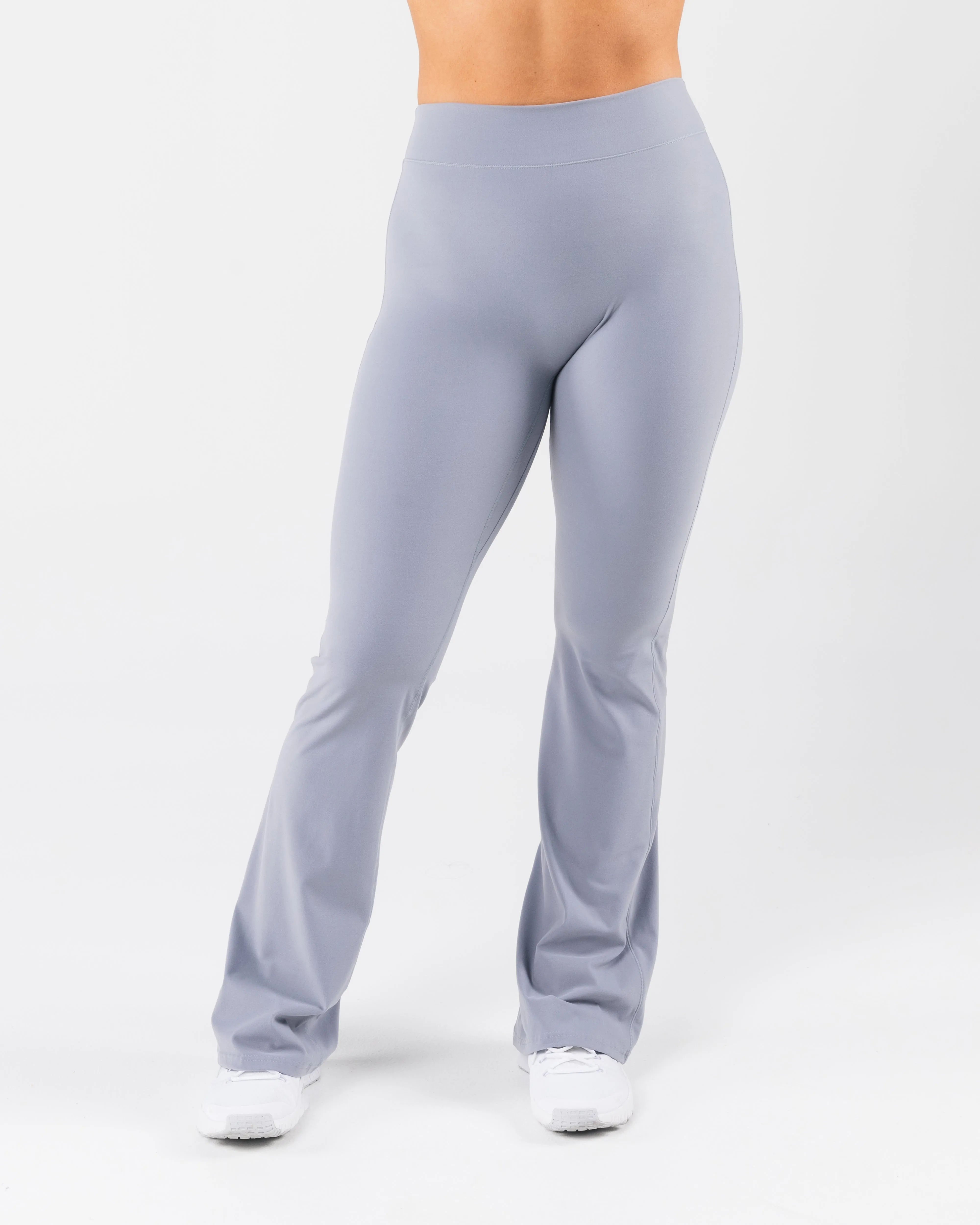 Everyday Core Flared Pant - Mist