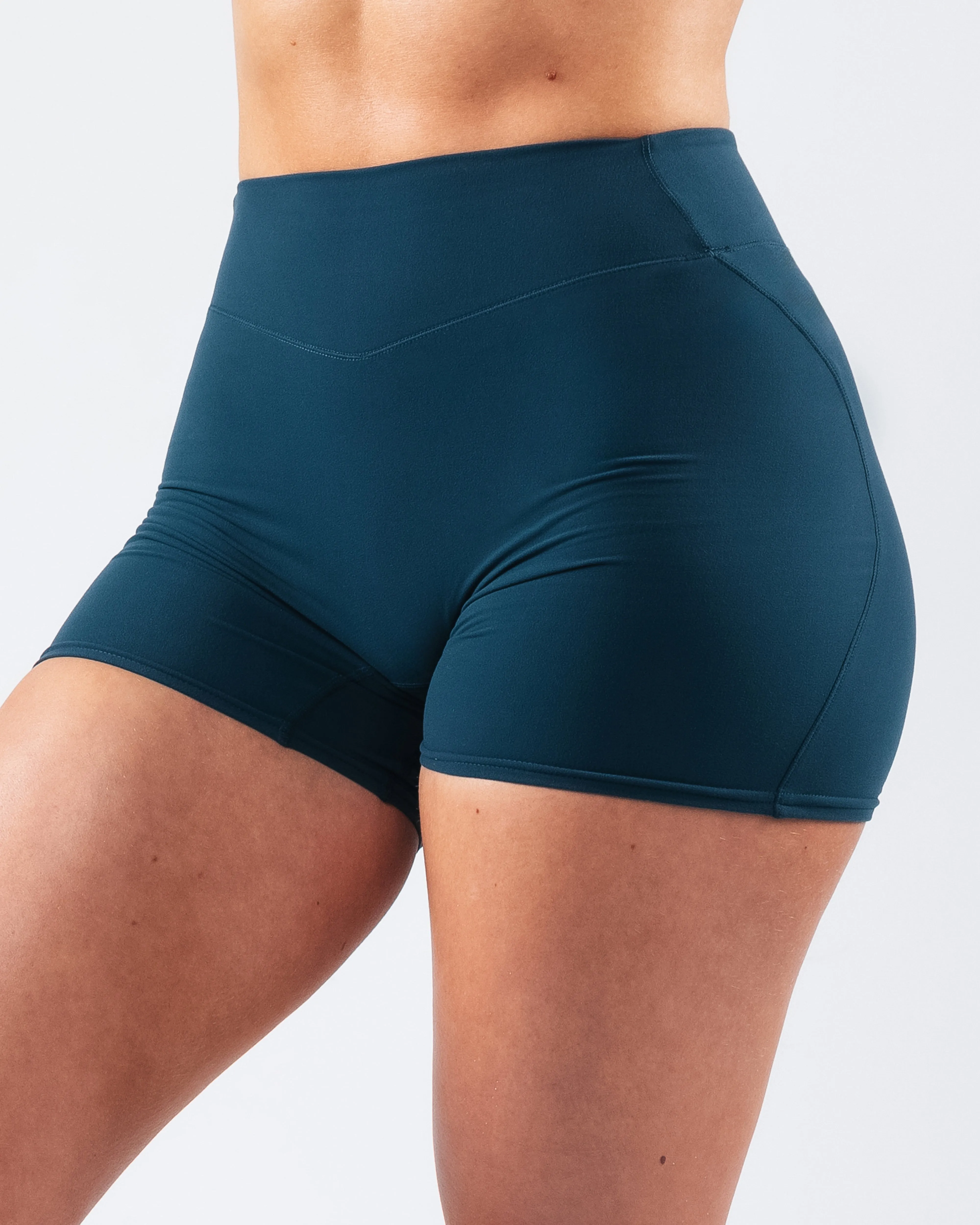 Everyday Core Short 5" - Knock Out
