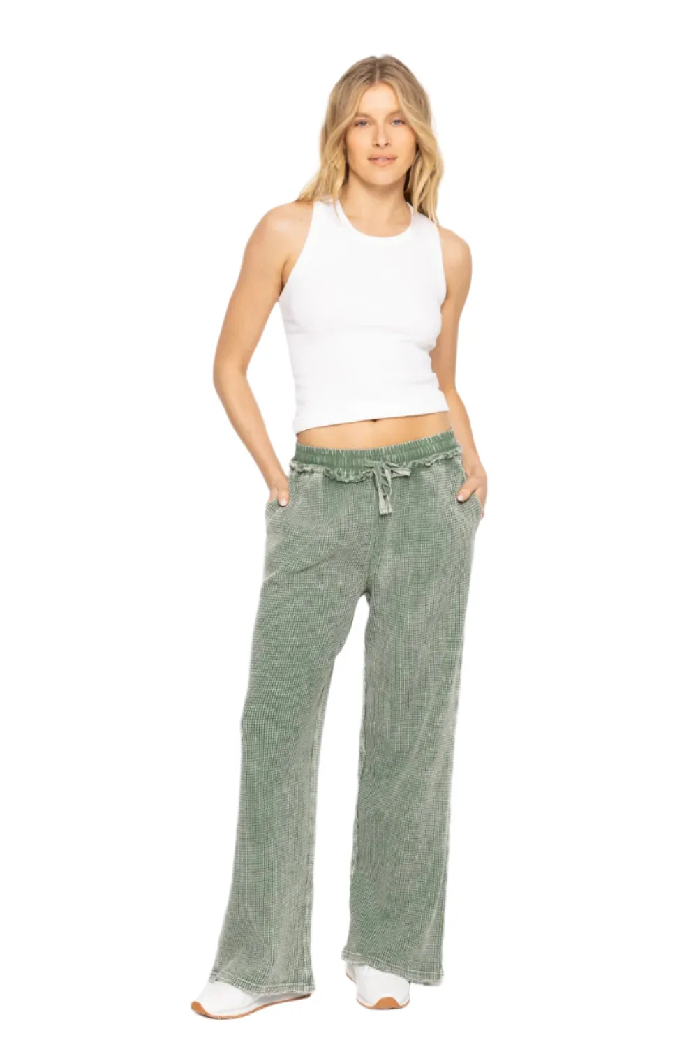 Mono B Distressed Mineral-Washed Pants KP11923