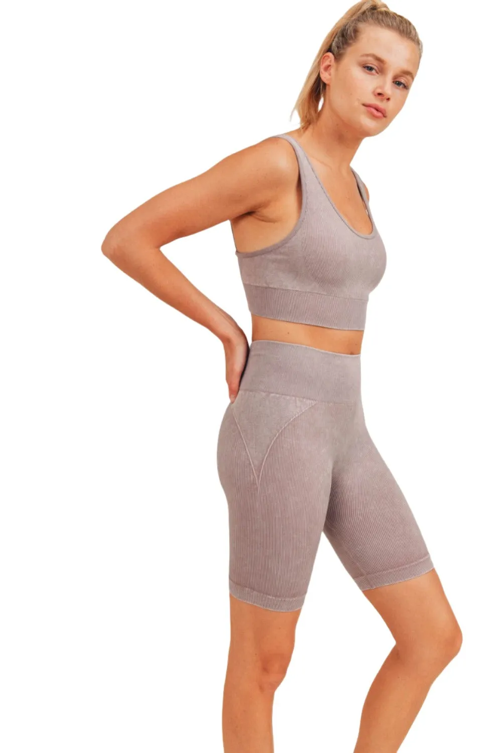 Mono B Rib Seamless Padded Sports Bra AT3034