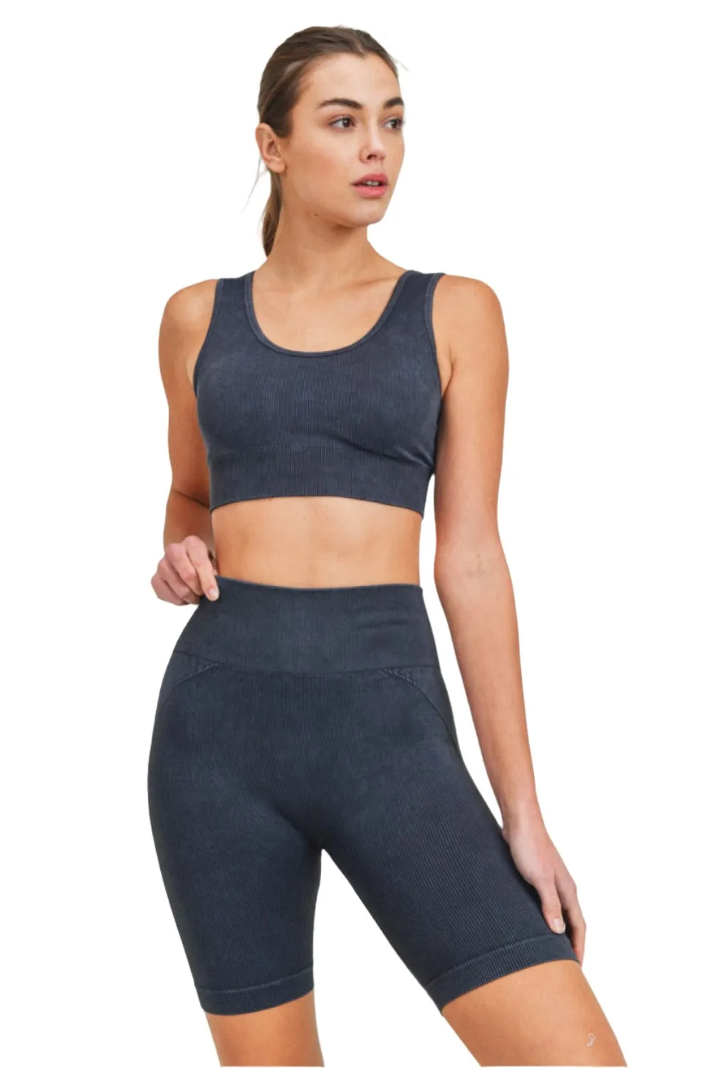 Mono B Rib Seamless Padded Sports Bra AT3034