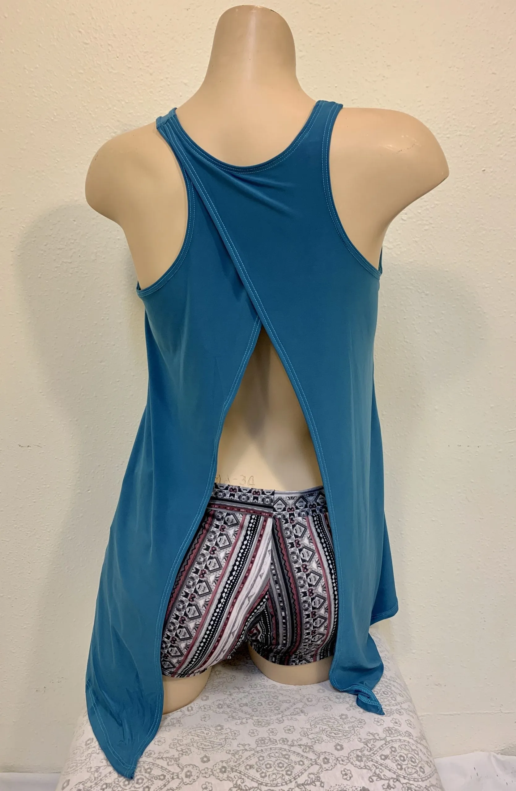 Onzie Hot Yoga 3109 Tie Back Tank S-M-L Champagne