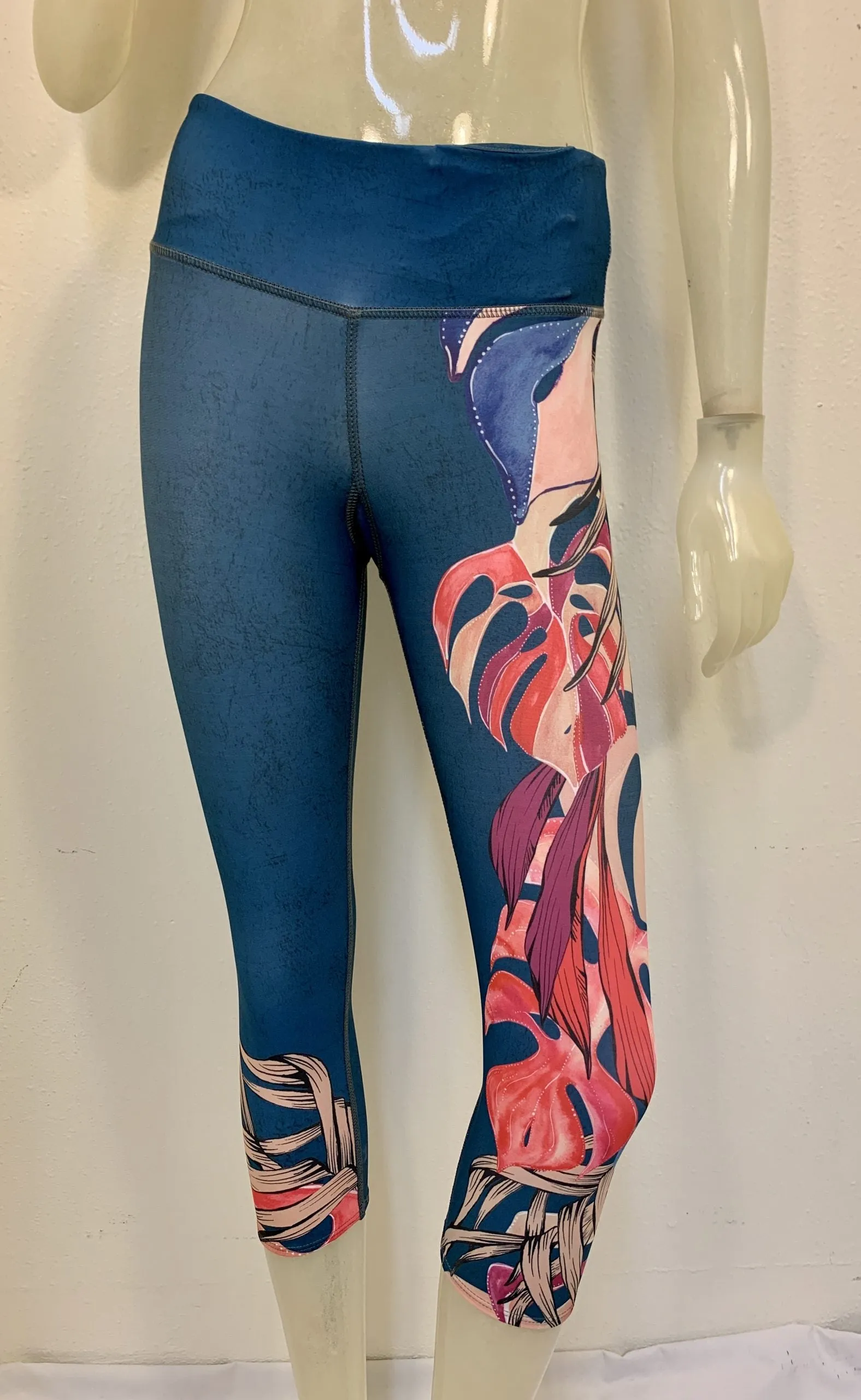 Onzie Hot Yoga Graphic Capri 241