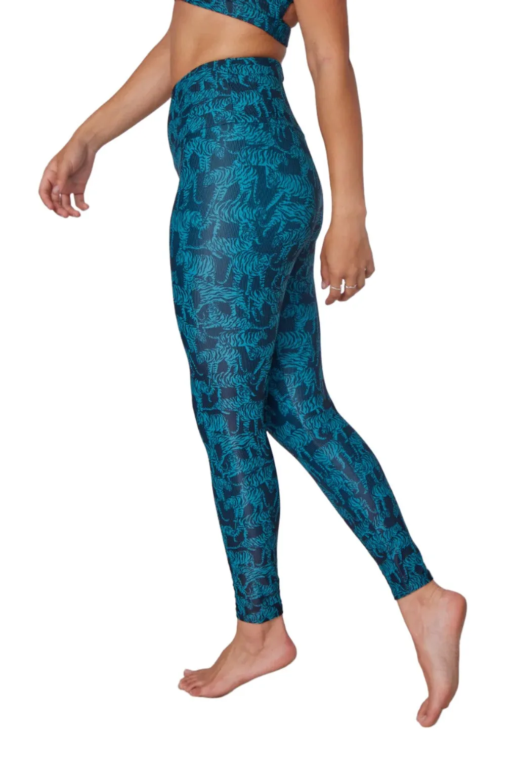 Onzie Hot Yoga High Rise Ribbed Midi 2250 and Plus