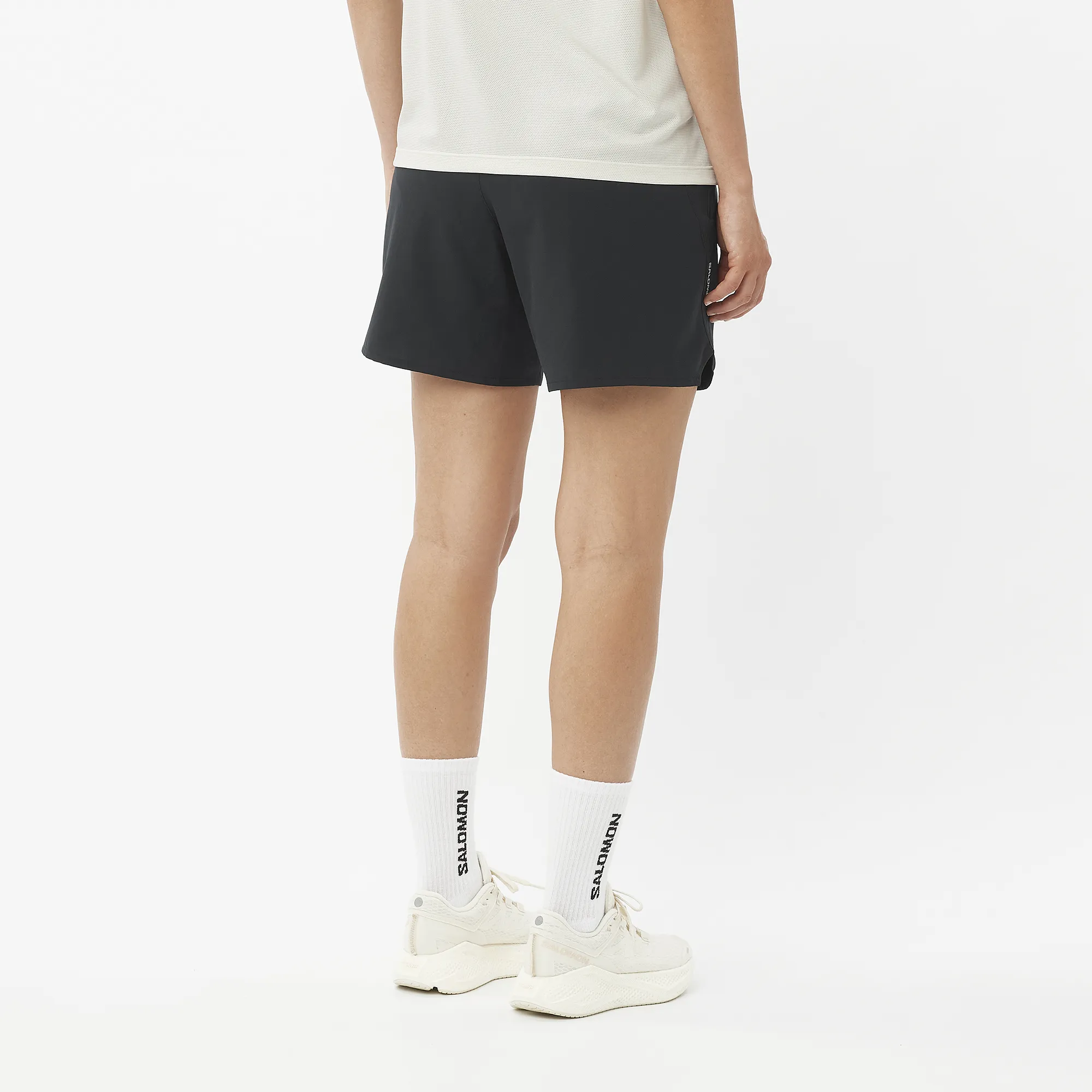 SHAKEout CORE 6" SHORTS WOMEN'S