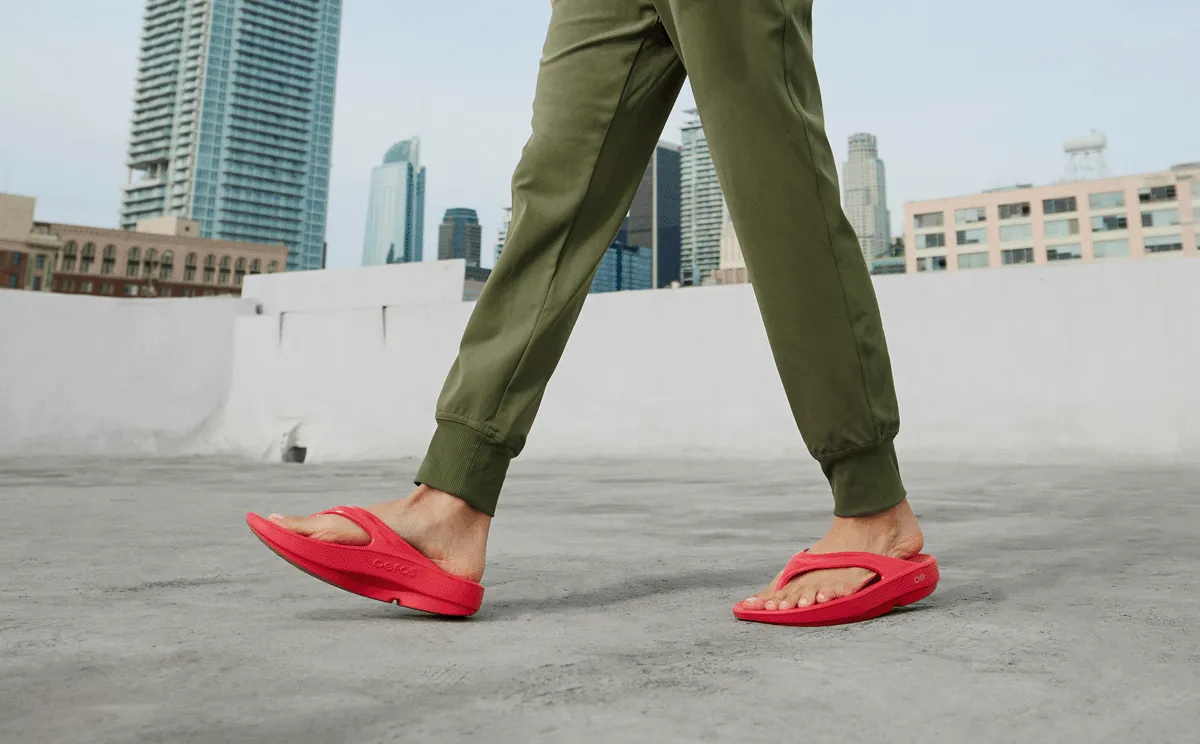 Women's OOlala Sandal - Neon Berry